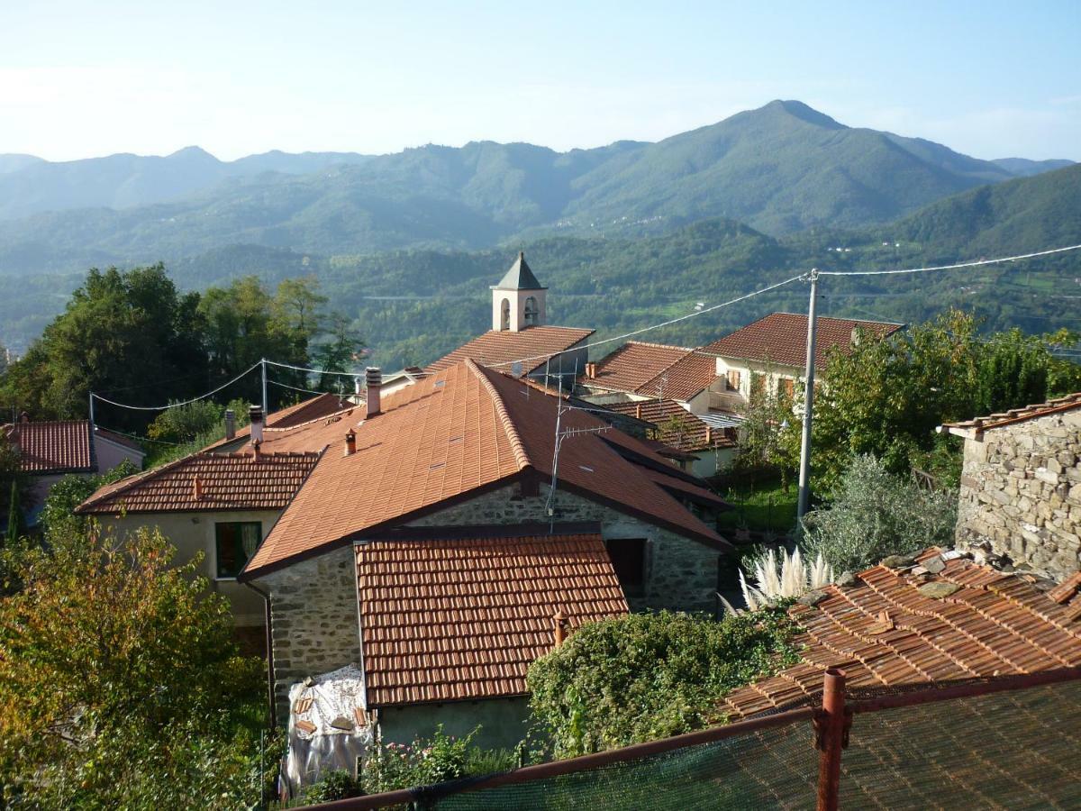 Il Poggio Di Traverde Bed & Breakfast Pontremoli Exterior photo